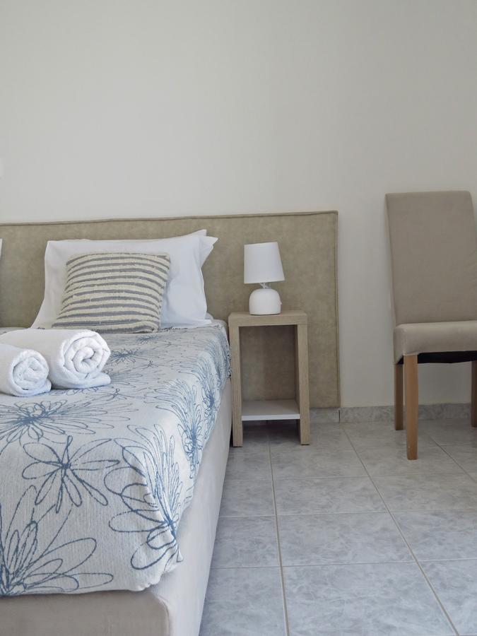 Loukas Beach Rooms Киотари Екстериор снимка