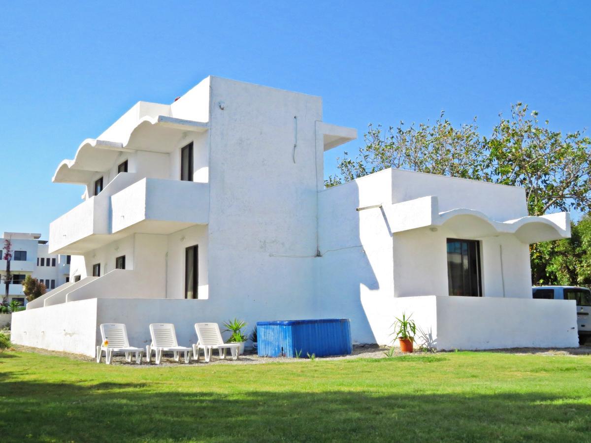 Loukas Beach Rooms Киотари Екстериор снимка