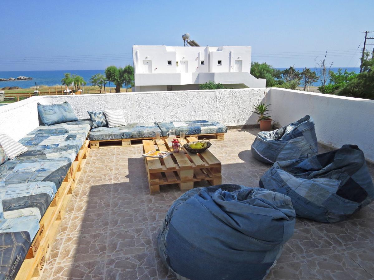 Loukas Beach Rooms Киотари Екстериор снимка